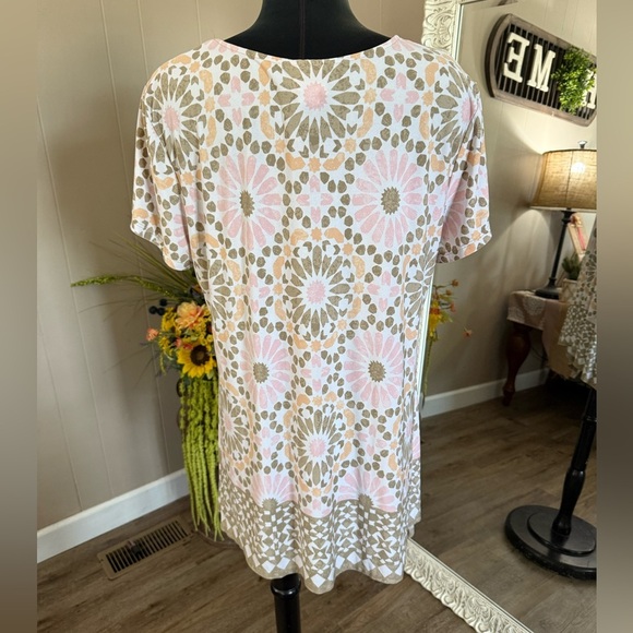 Ruby Rd • Geometric Print Tunic - Picture 6 of 8